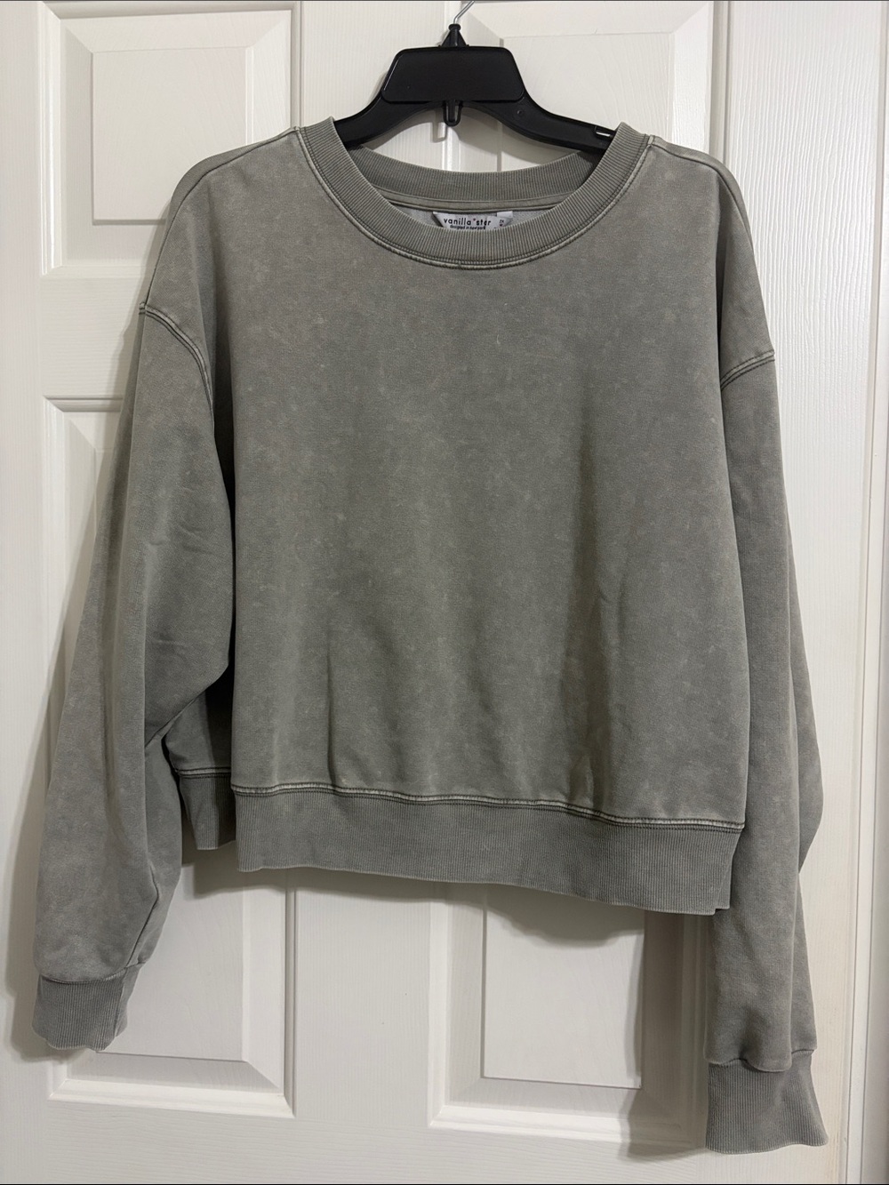 Vanilla Star Crop Distressed Washed Gray Crewneck Cotton Blend Sweatshirt